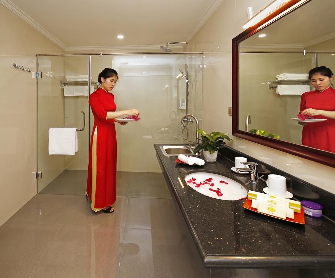 Bac Ninh Uri Hotel Exterior photo